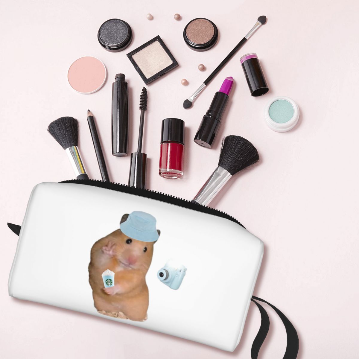 Meme z chomikiem z symbolem po – Beauty Makeup Camera recenzja i cena