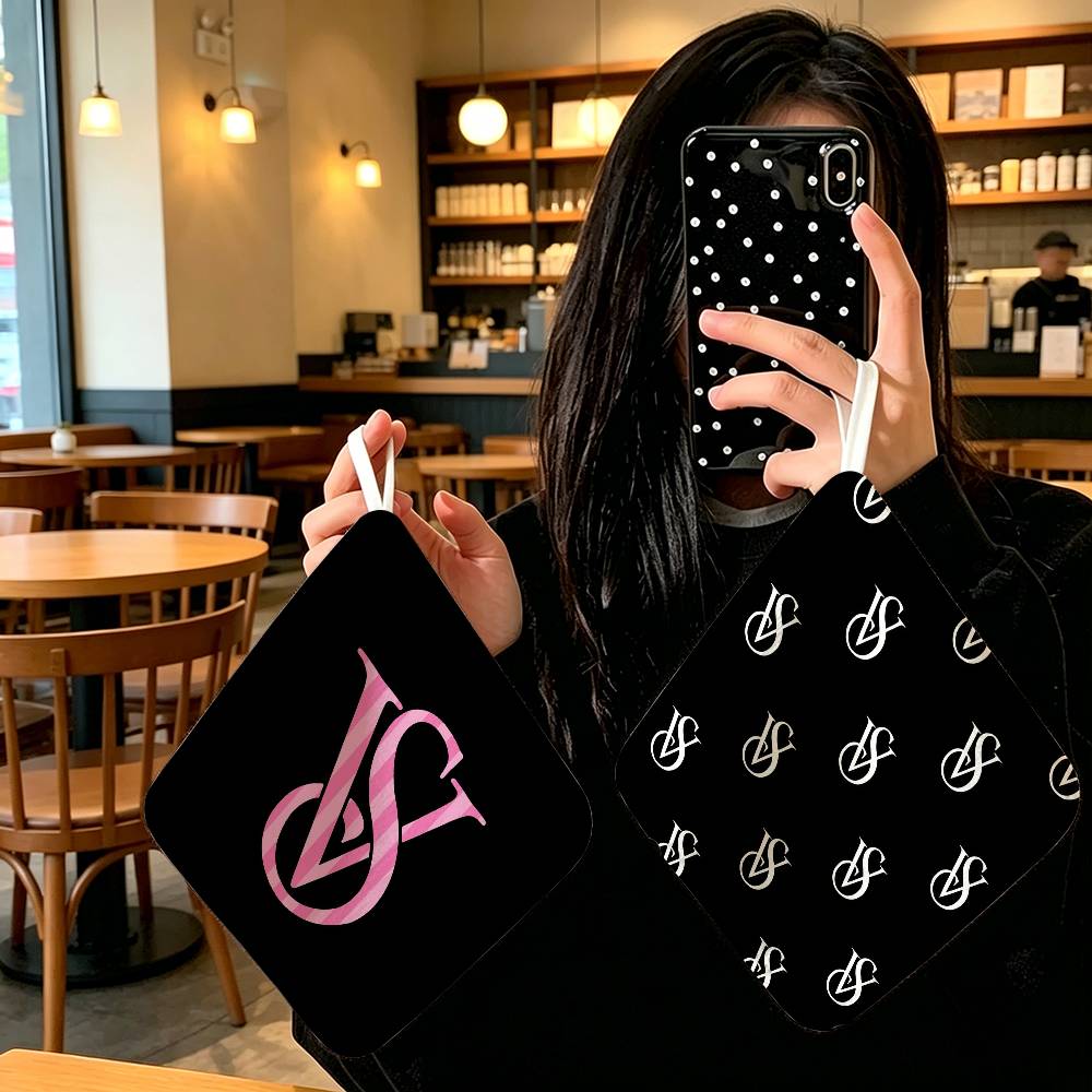 Logo, ręcznik do wycierania rą – Beauty Makeup Louis Vuitton recenzja i cena